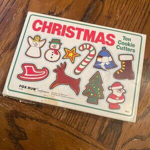 VINTAGE 1984 Fox Run Craftsmen 11 Metal Christmas Cookie Cutters